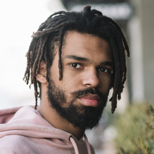 cabelo rastafari curto