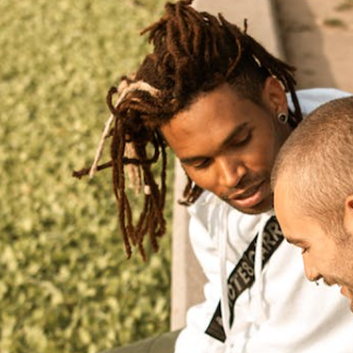 cabelo rastafari masculino